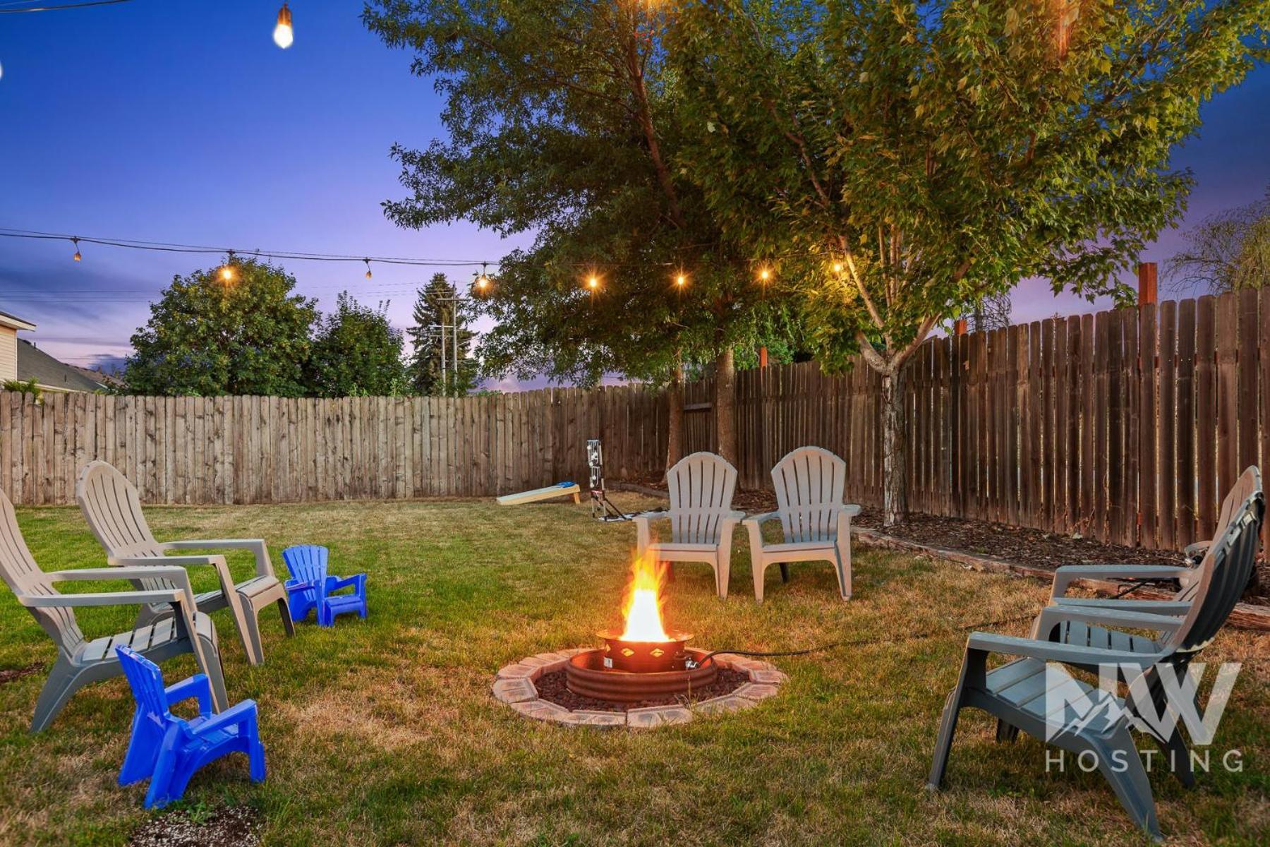 Charming Home Ear Triple Play Silverwood Hayden Lake Fire Pi Fenced Yard A Plum Tree 1219 Exterior photo