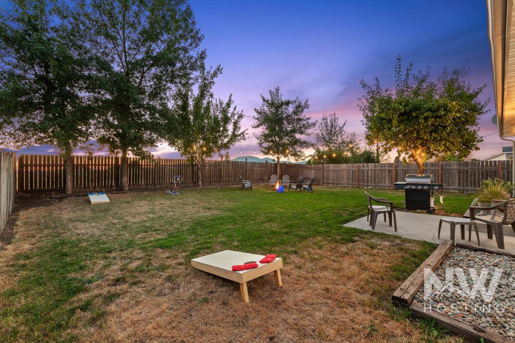 Charming Home Ear Triple Play Silverwood Hayden Lake Fire Pi Fenced Yard A Plum Tree 1219 Exterior photo